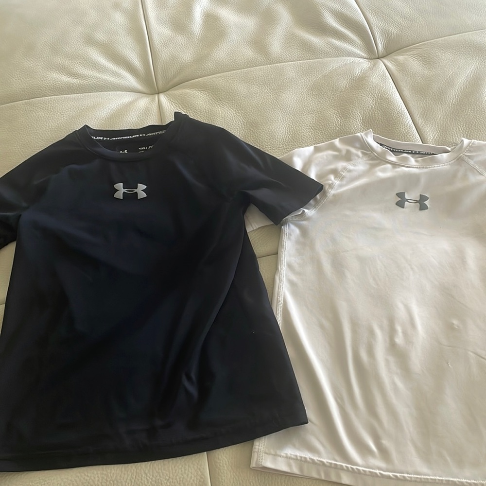 Under armor compression shirts fitted